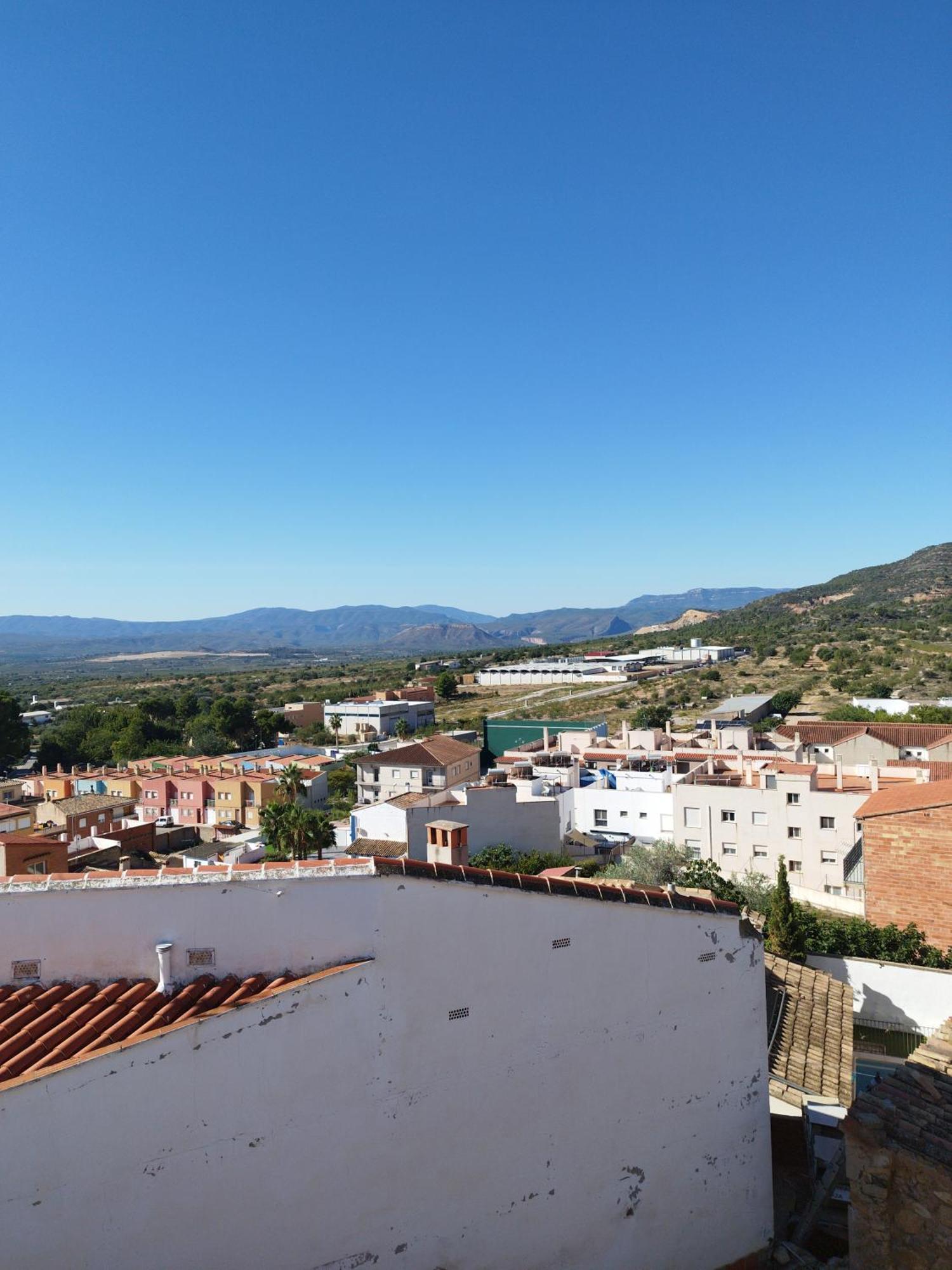 הוילה Villar del Arzobispo Casa Con Vistas מראה חיצוני תמונה